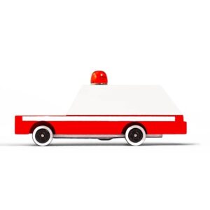 Candylab-puidust-manguauto-Ambulance
