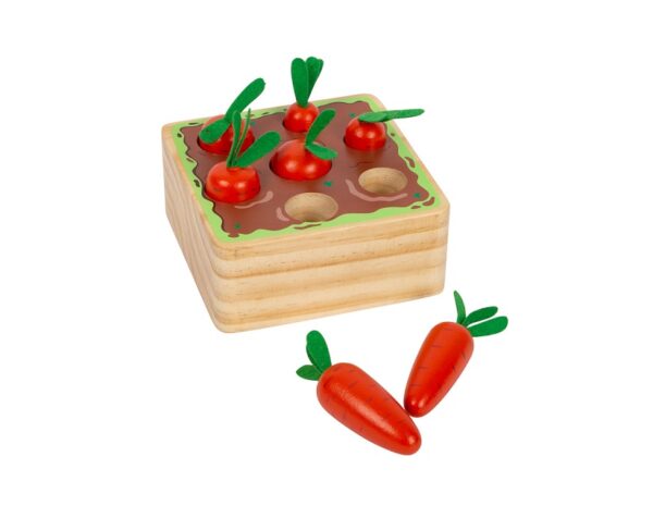 Legler wooden carrot organizer
