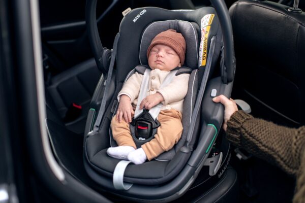 maxi-cosi_coral360_turvah_ll_essential_graphite_27_.jpg