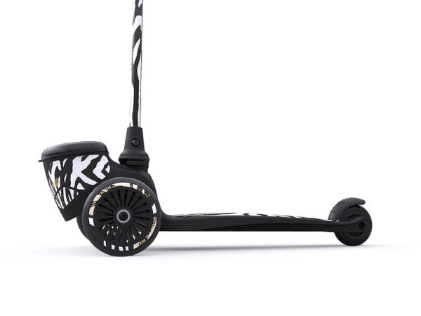 scoot-and-ride-toukeratas-highwaykick-2-lifestyle-zebra-1