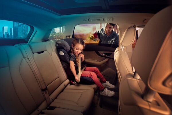widescreen_retina_landscape-mc8740_2019_maxicosi_carseat_kore_keyvisual_landscape_notext.jpg