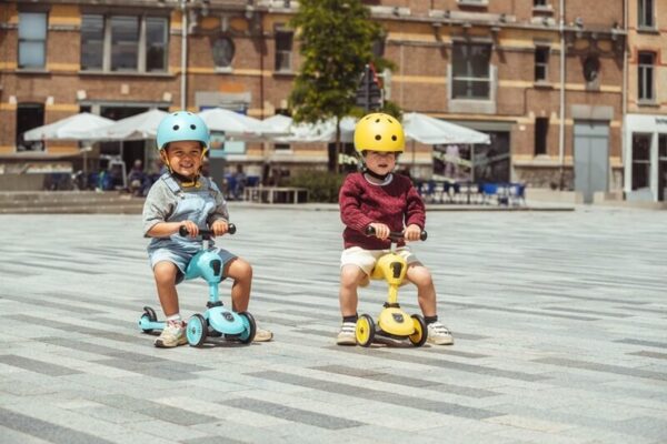 Scoot-and-Ride-ratas-Highwaykick1-blueberry