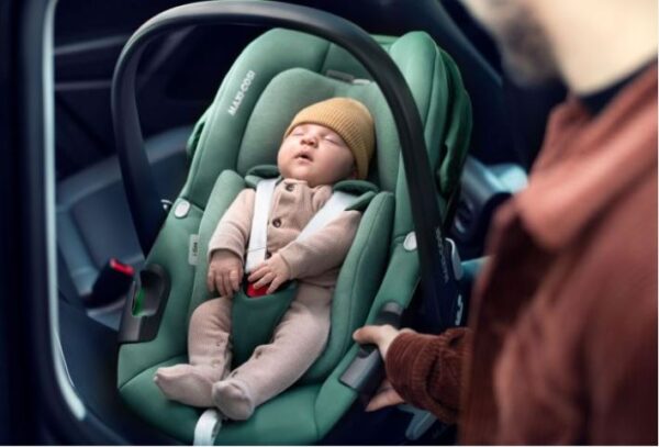 maxi-cosi-pebble-360-turvahall