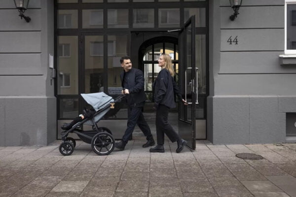 Thule-Urban-Glide-4-wheel5
