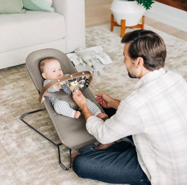 uppababy-mira-bouncer