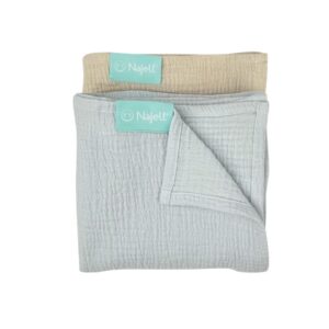 Najell-musliintekid-Ivory-White-Sky-Blue