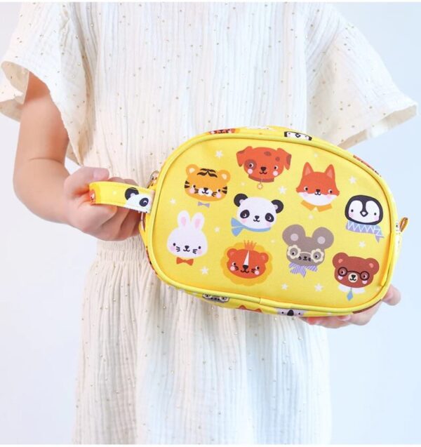 A-Little-Lovely-Company-laste-tualett-tarvete-kott-Animal-friends1