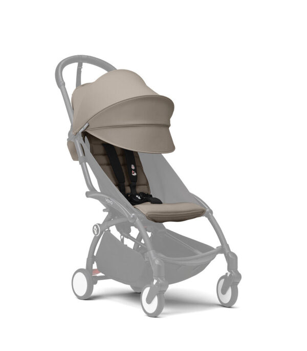 YOYO3_6PLUS_Taupe_6Plus_BlackFrame_Extended canopy Shadow